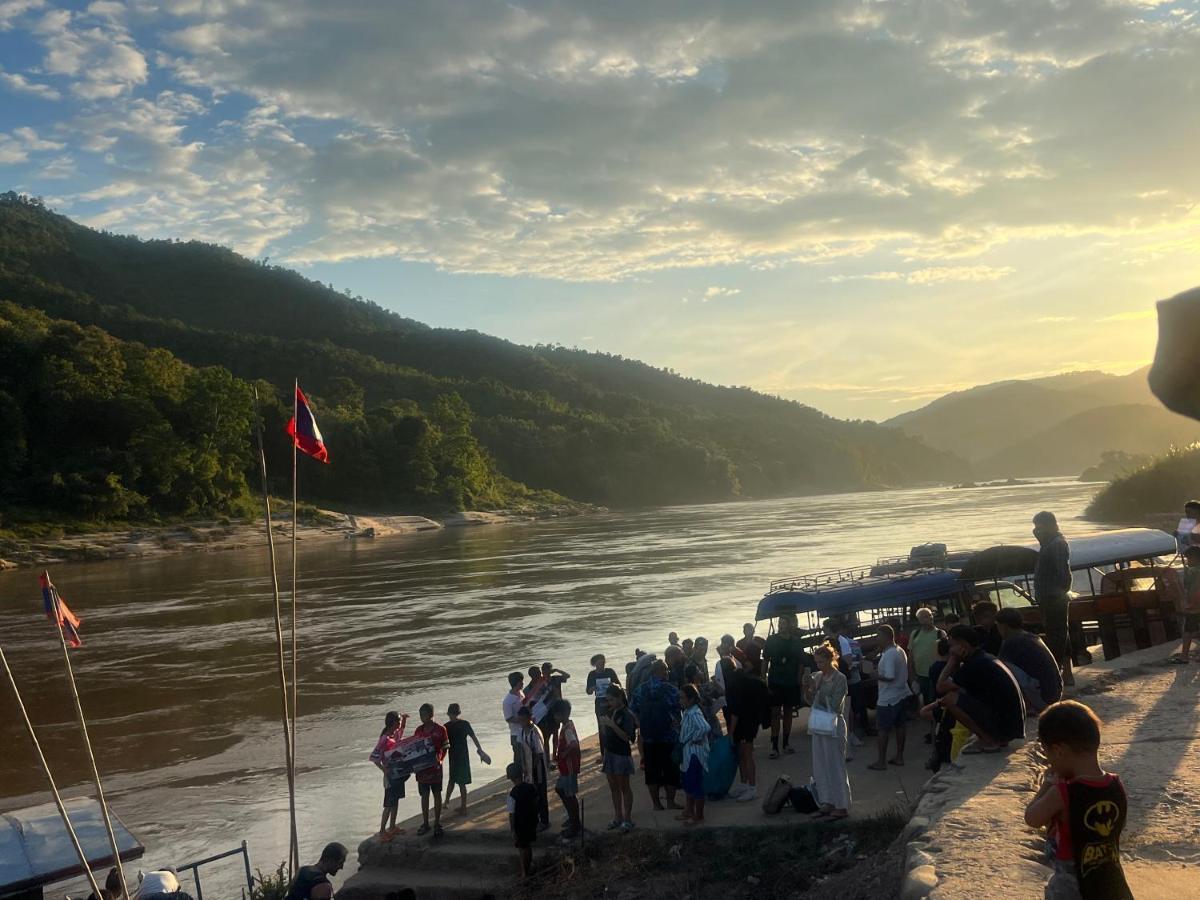 Pakbeng Guesthouse Kültér fotó