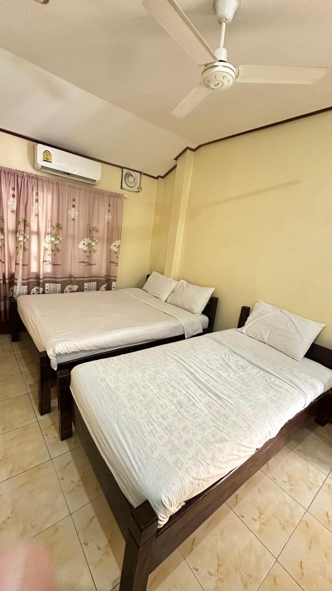 Pakbeng Guesthouse Kültér fotó