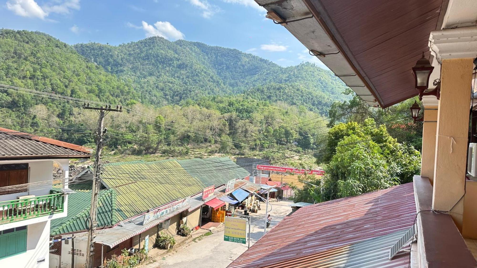Pakbeng Guesthouse Kültér fotó
