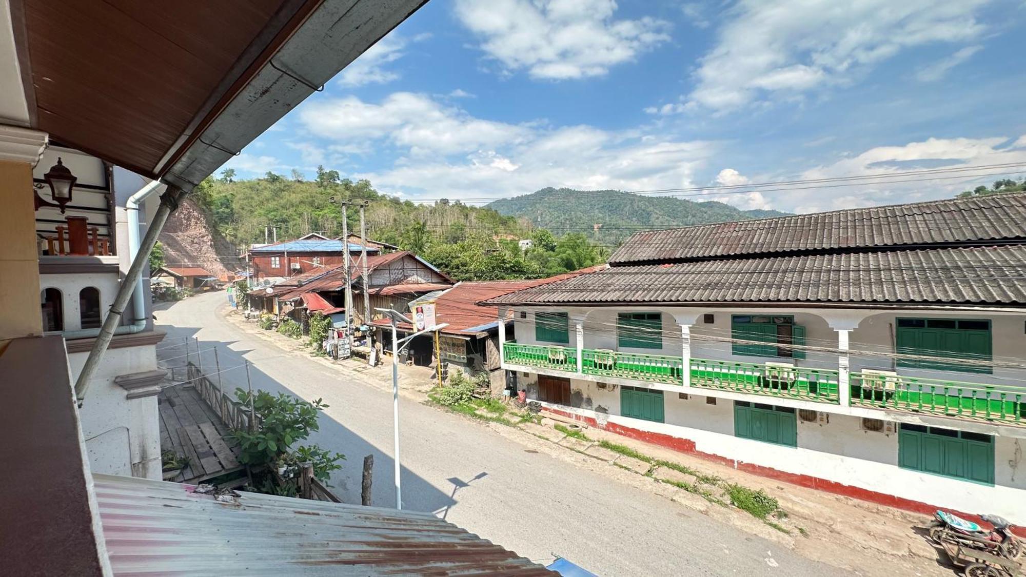 Pakbeng Guesthouse Kültér fotó
